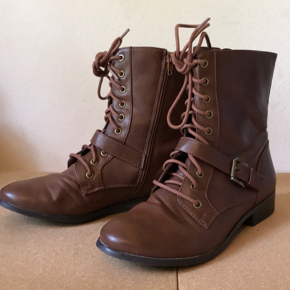 🔥 a.n.a. brown ankle boots - Women’s 9 🔥